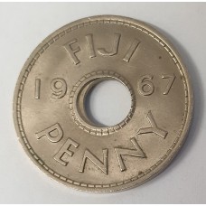 FIJI 1967 . PENNY COIN . ERROR . OFF CENTRE HOLE 